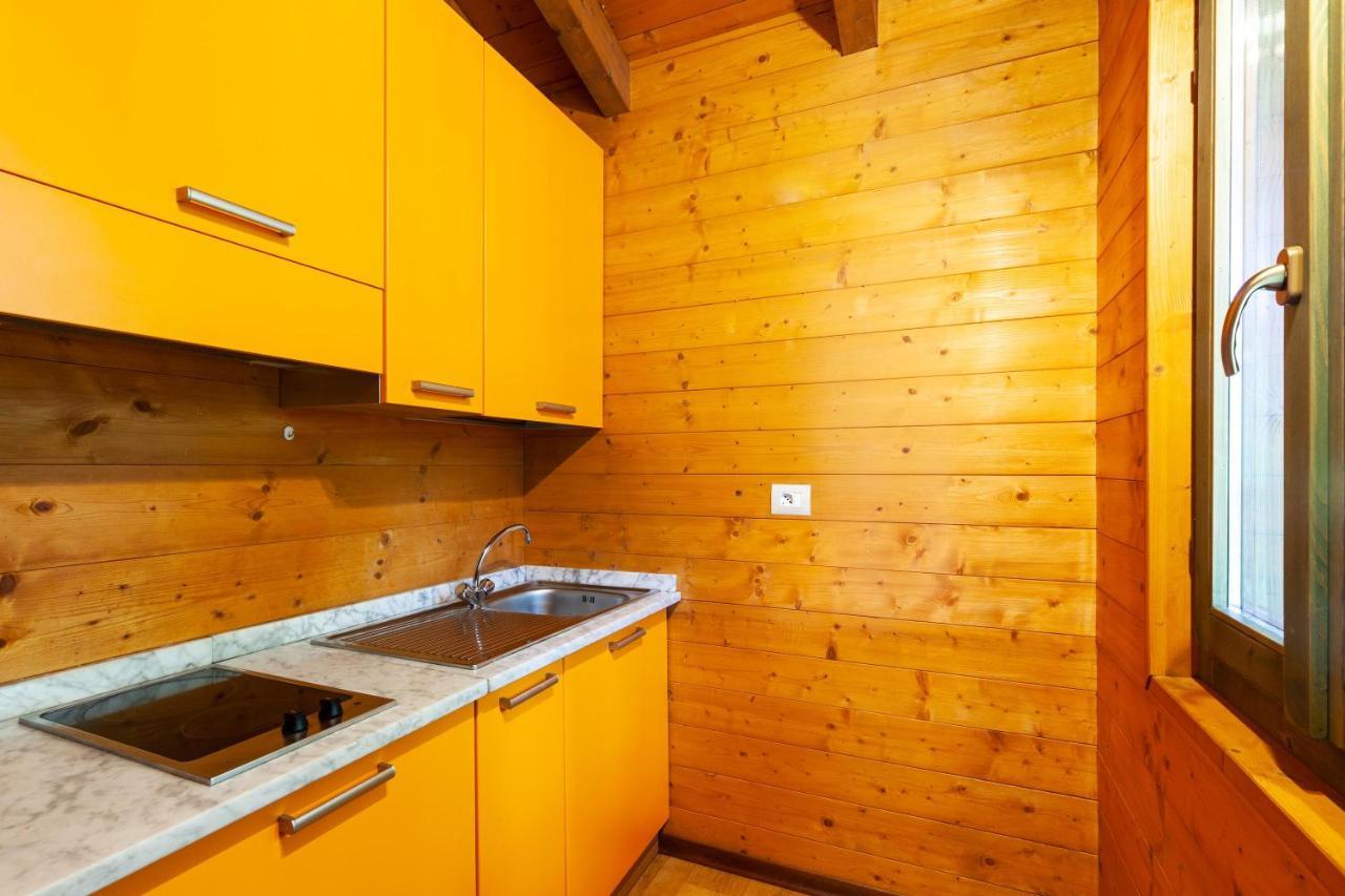 Villaggio Anemone - Chalet Mirtillo Capanne di Sillano Екстер'єр фото
